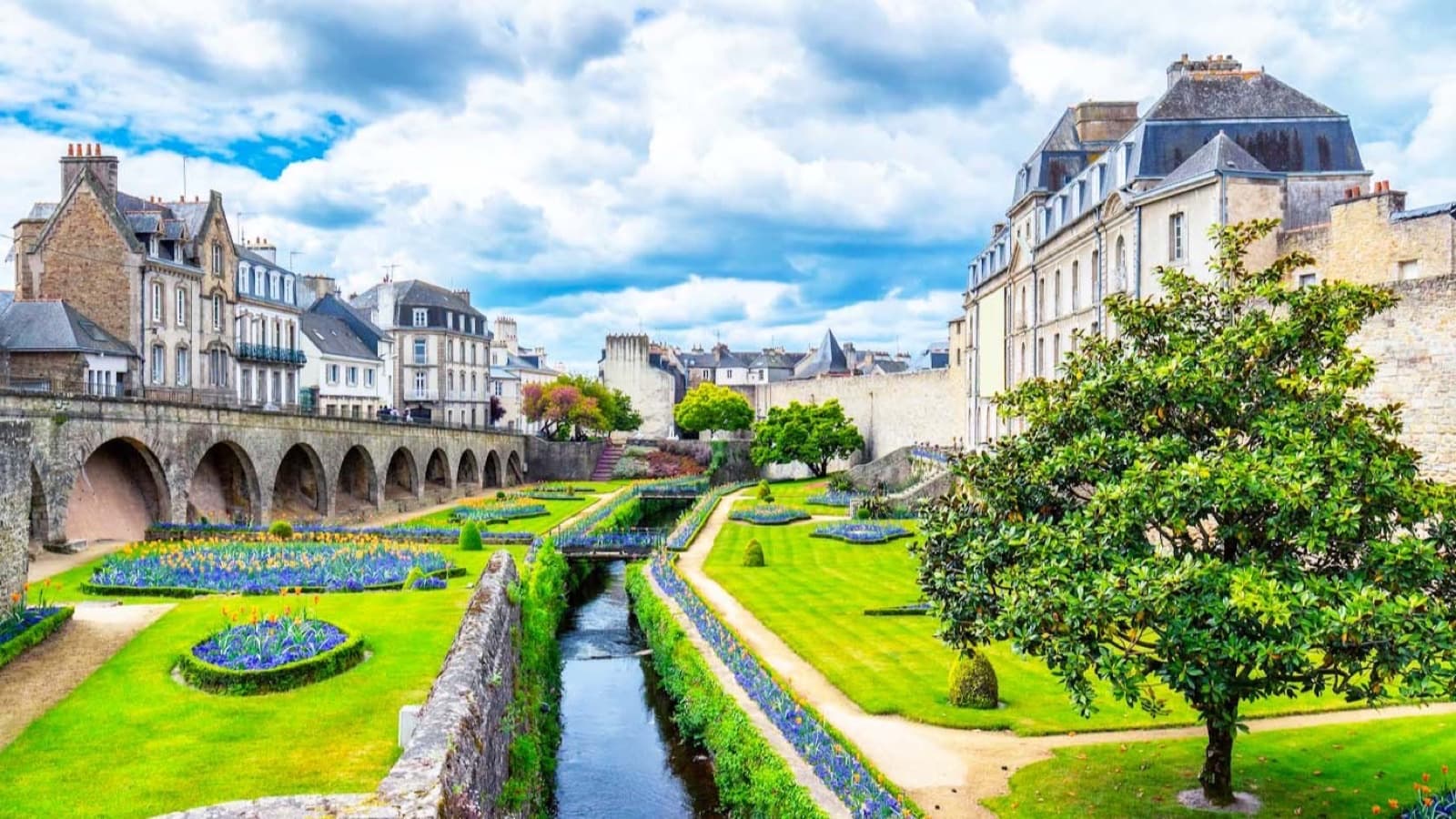 Expérience château en France | Hôtel de votre choix pour 2 personnes foto 3